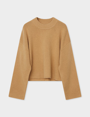 Round neck lambs wool jumper in camel