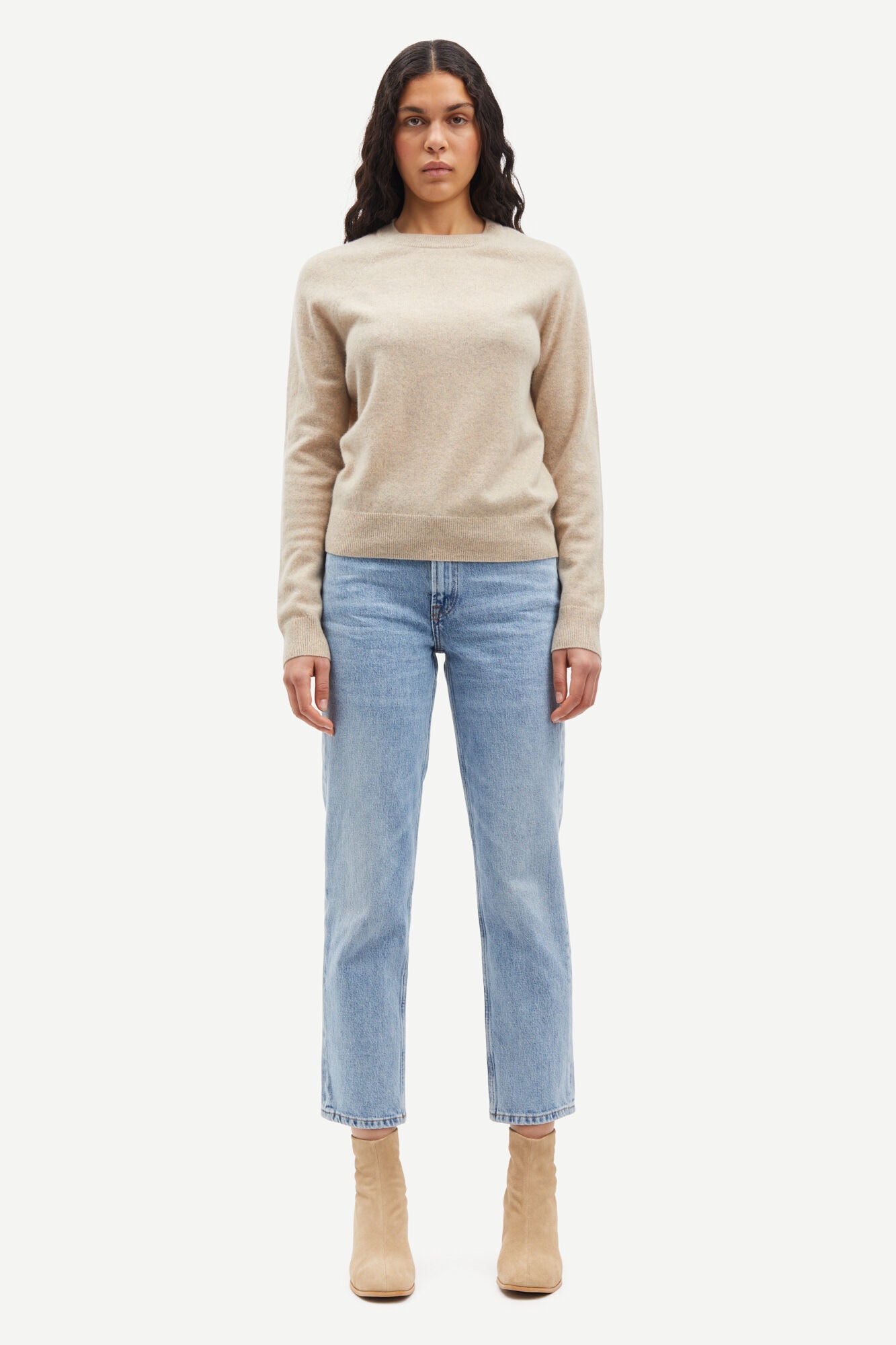 Cream melange crew neck cashmere jumper with raglan sleeves