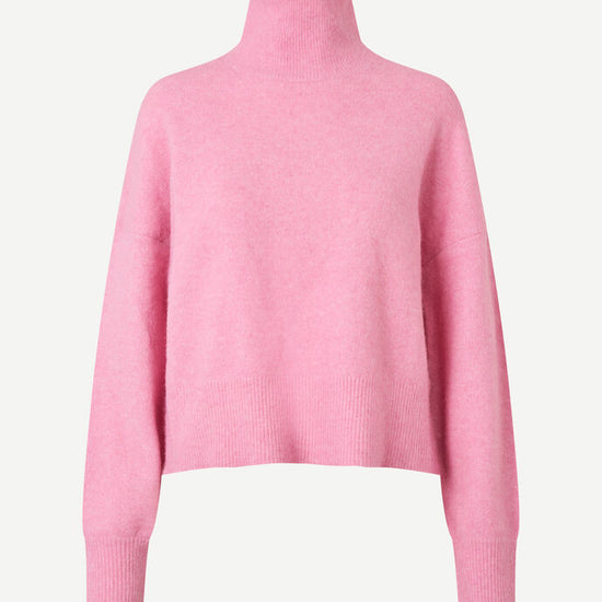 pink turtleneck jumper