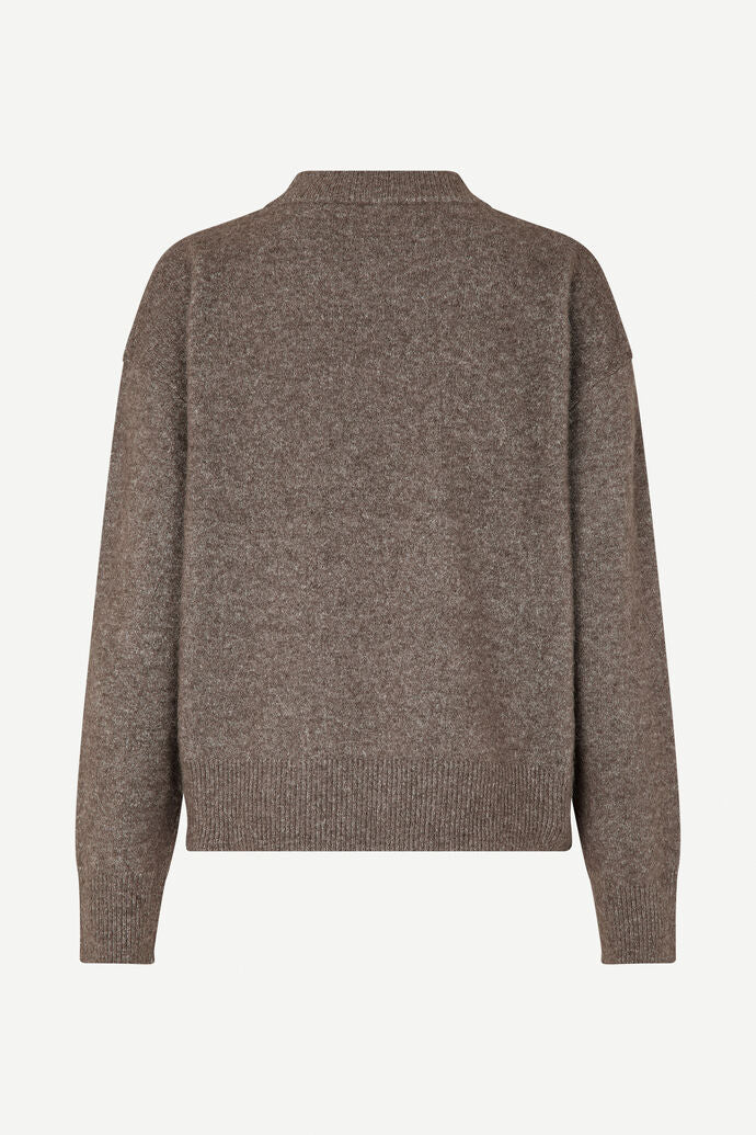 Brown turtleneck jumper with long sleeves and ribbed cuff and hem