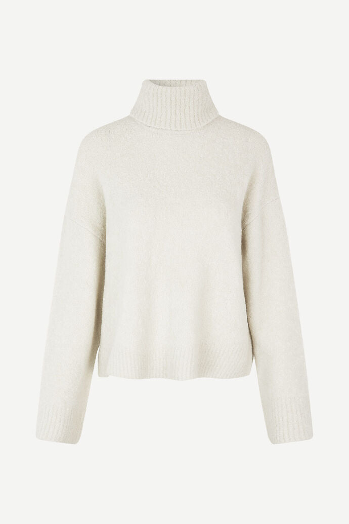  Spongey knitted winter white turtleneck jumper with dropped shoudlers