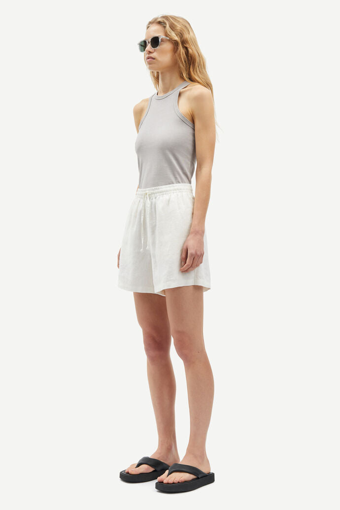 Linen cotton lined shorts with an elasticated waistband and drawstring waist