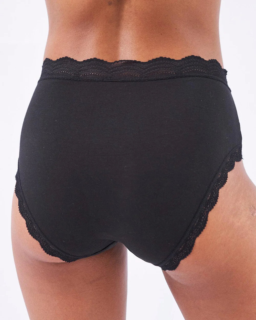 High rise lace trimmed knickers