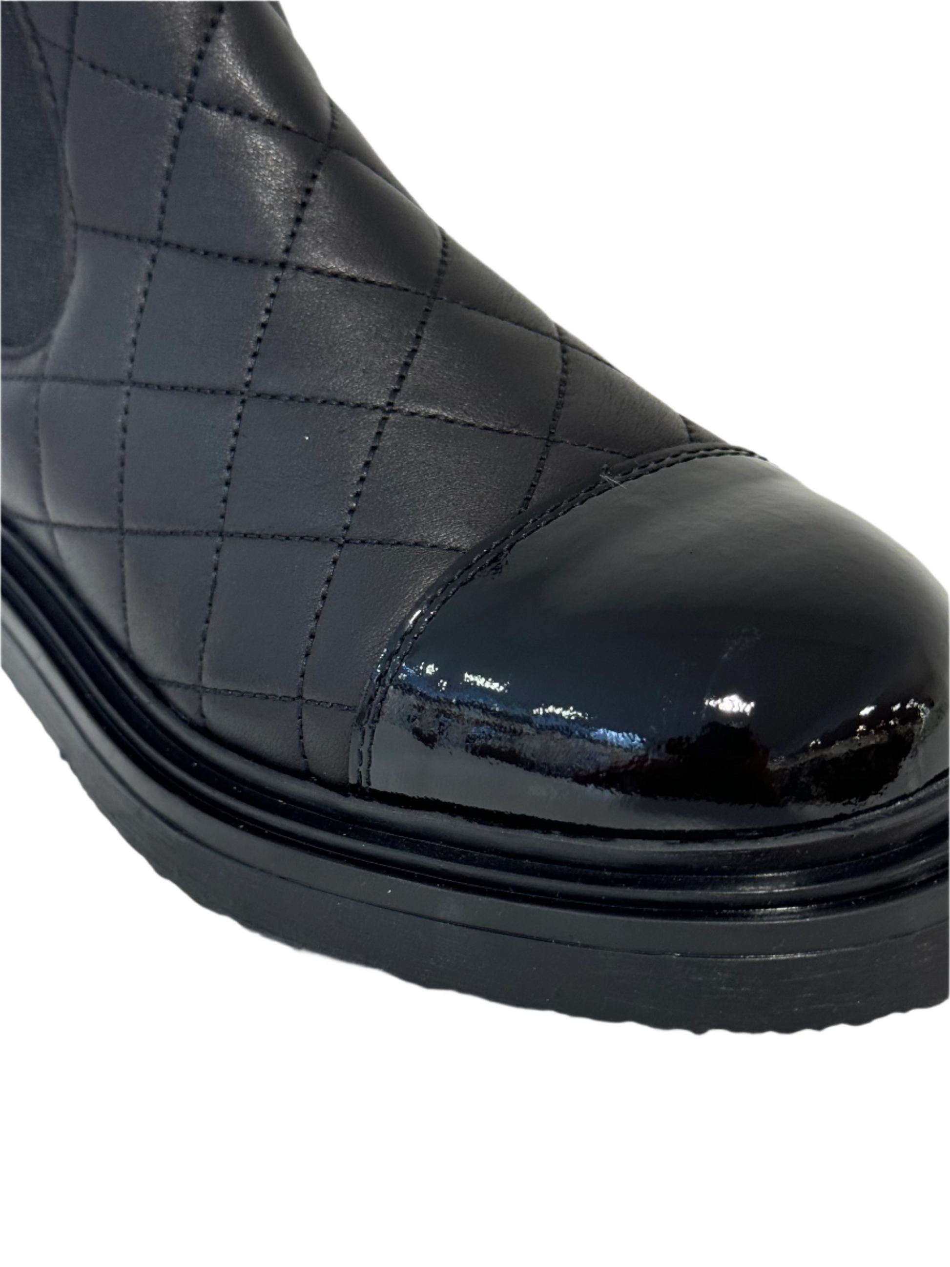 Black chunky pull on chelsea boot