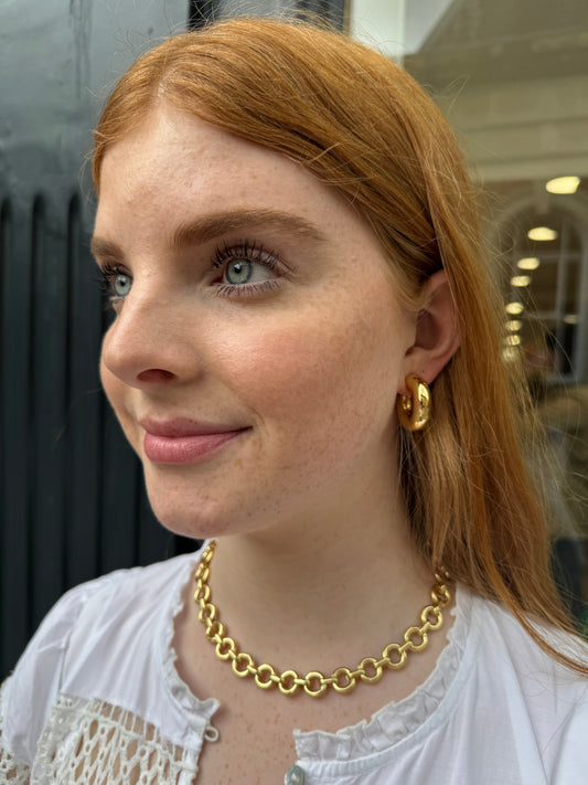 chunky gold hoops 