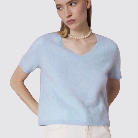 womens short sleeved brushed cashmere v-neck ight blue jumper