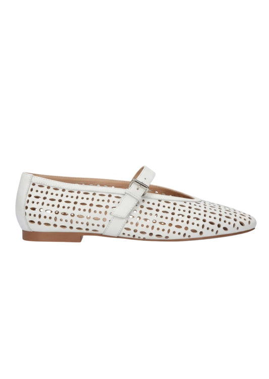 Maia Flats White