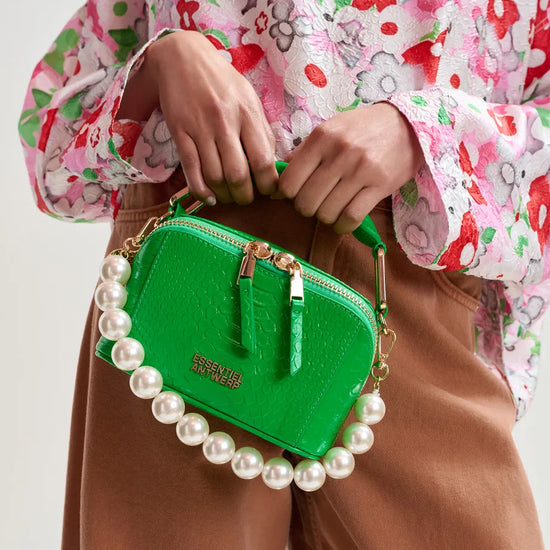 off white large pearl bead necklace from essentiel antwerp model shot