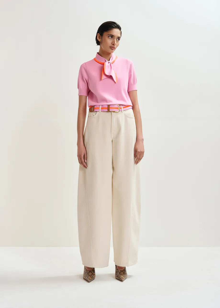 short sleeve pink knit with tie at the neck model