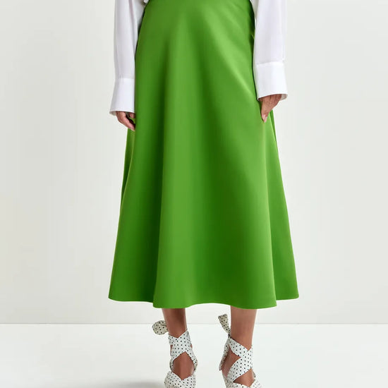 a line midi green skirt model