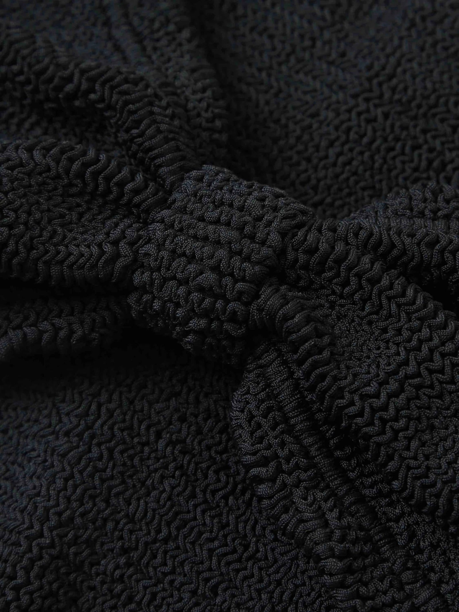 black crinkle strapless bikini from hunza g close up