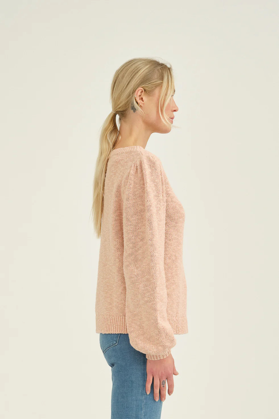 Rose pink cotton knitted jumper with crew neck and long sleeves with gathered shoulder seam