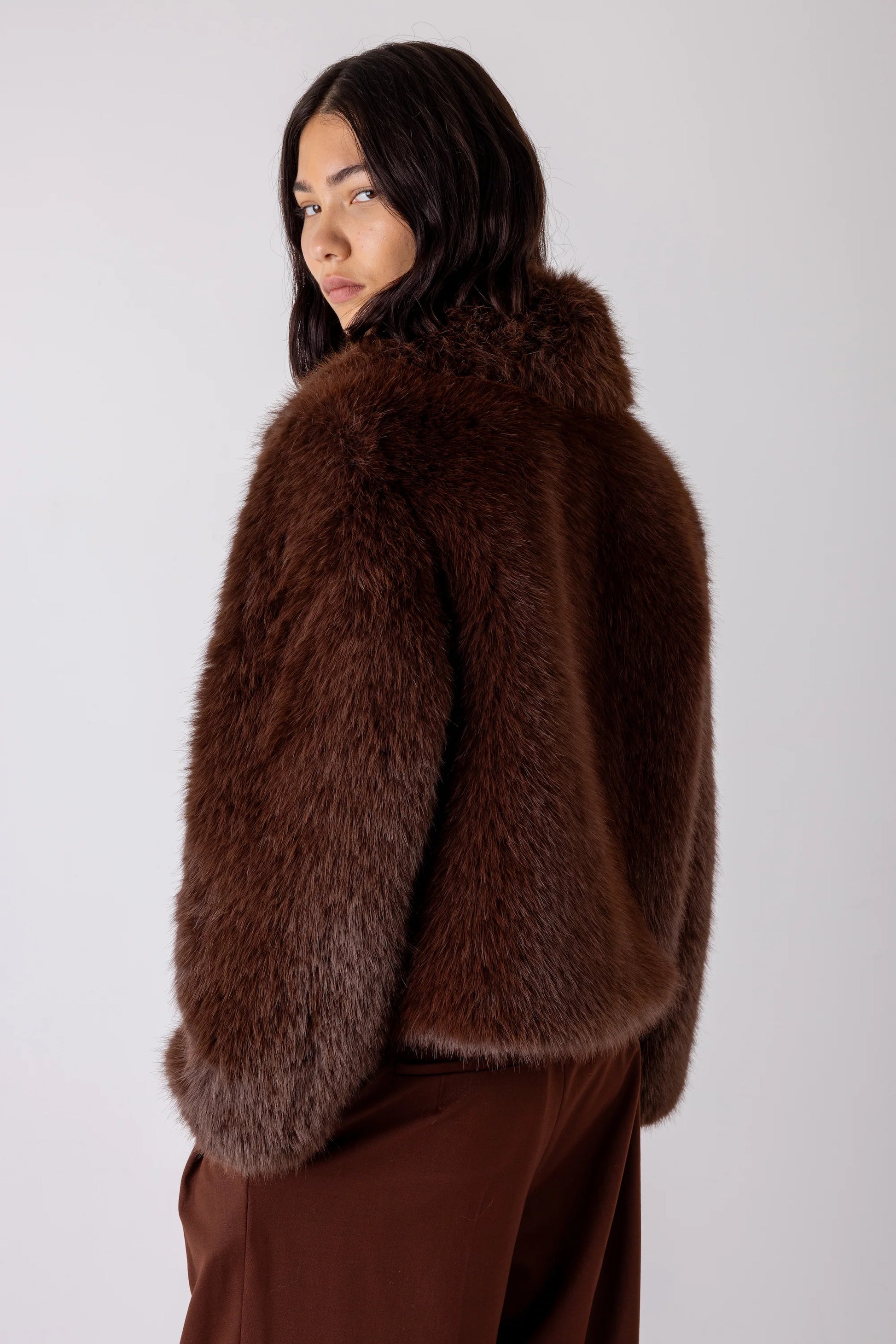 Brown fuax fur jacket with collar rear view