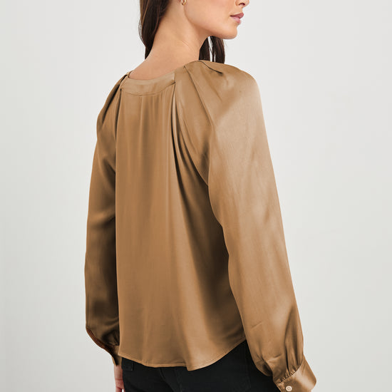 Rear view of the blouse