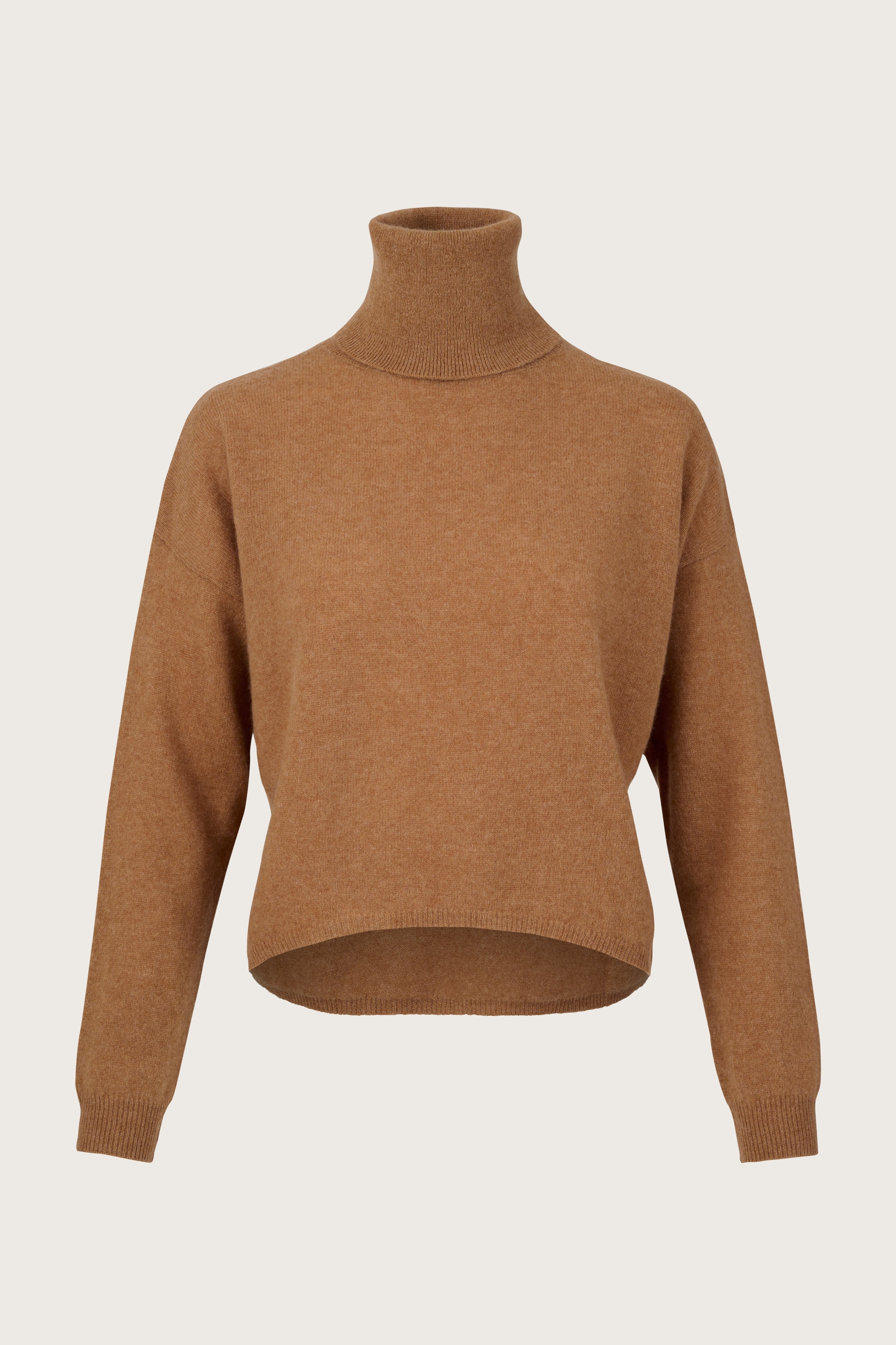 Cashmere roll neck in caramel