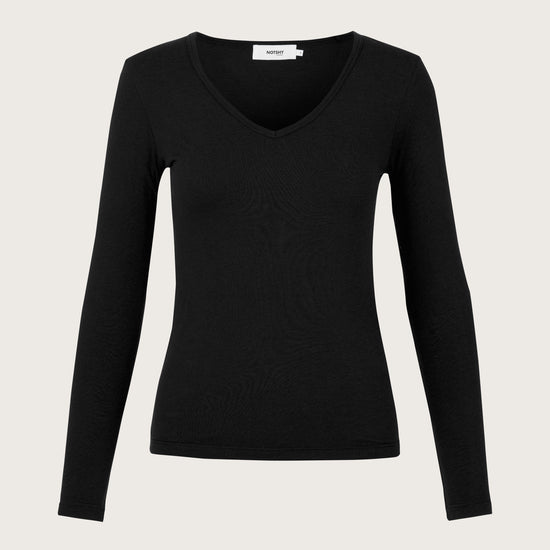 Black v neck long sleeved tee