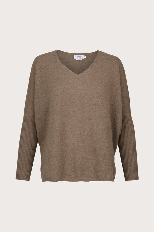 cashmere v neck jumper with ribbed sleeves and boxy fit in dark taupe 