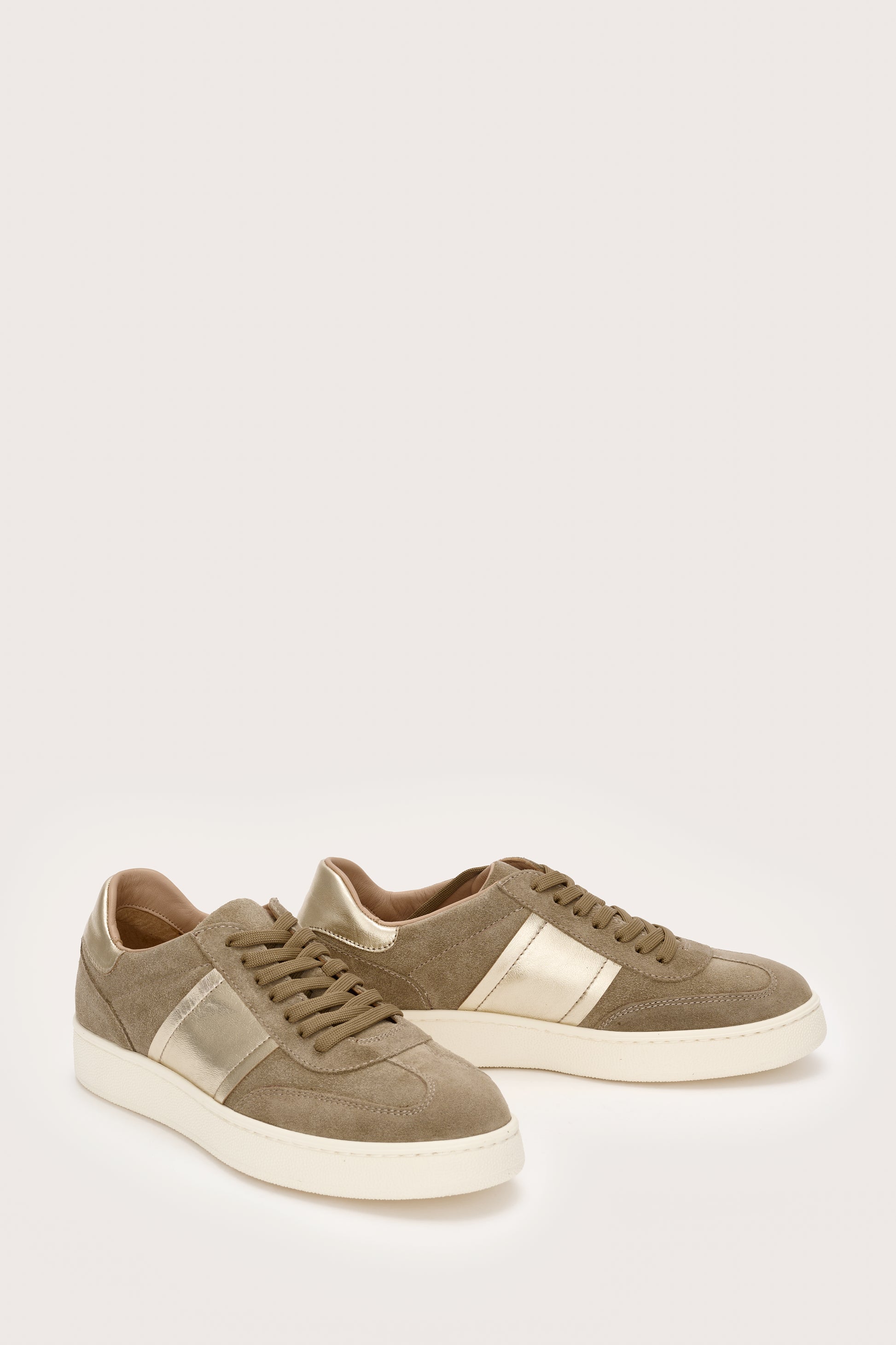 Taupe and gold Italian leather trainer