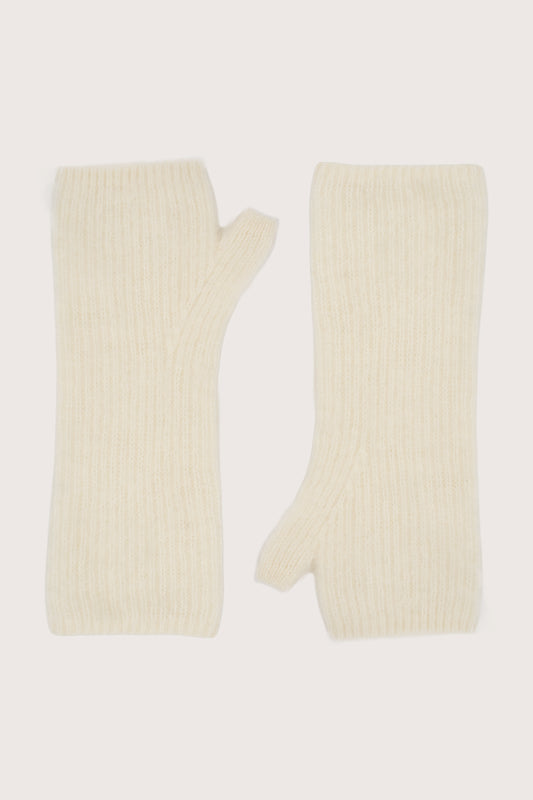 Cream cashmere wrist warmers from Absolute Cashmere