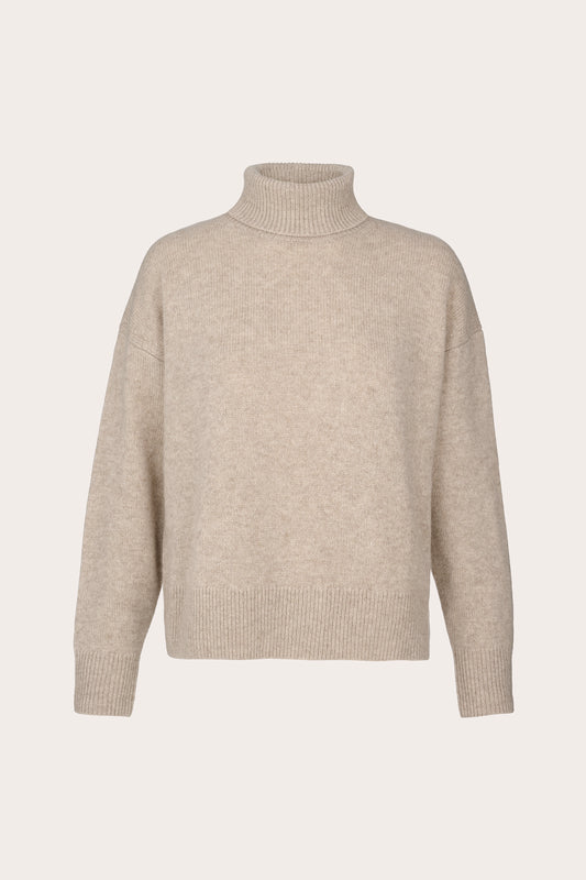 heavy weigth cashmere knit with roll neck