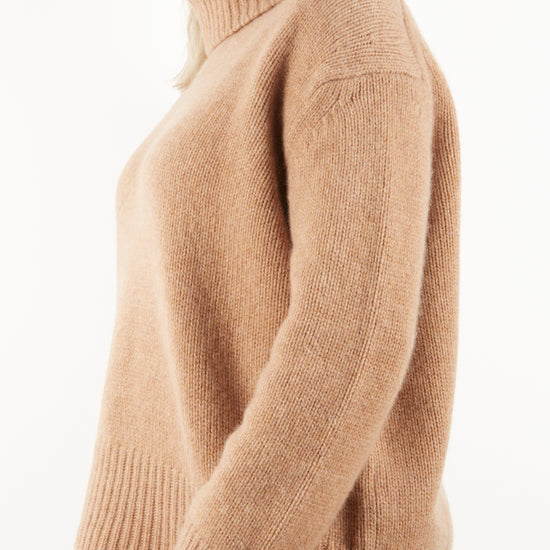 Side view of heavy weight cashmere knit