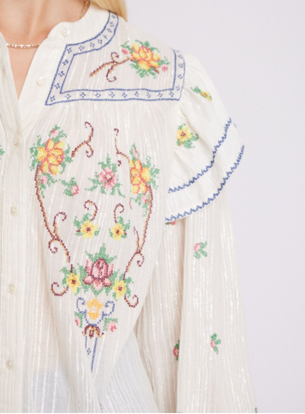 Boho style blouse with floral embroidery and lurex detail