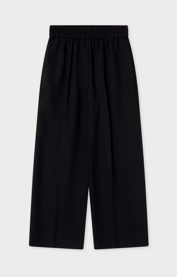 black cropped trousers with elasticated waist