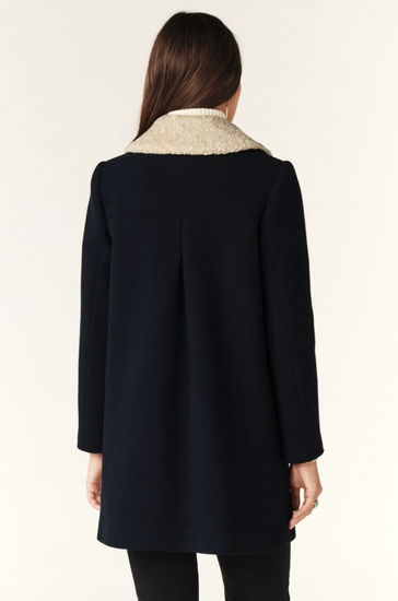 navy 3/4 length coat with faux fur collar, raglan pockets and marbled buttons  rear view 