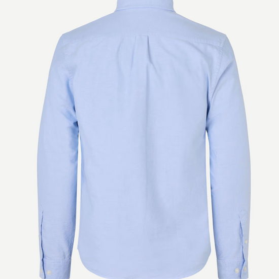 light blue mens shirt with classic collar and button cuff rear view 