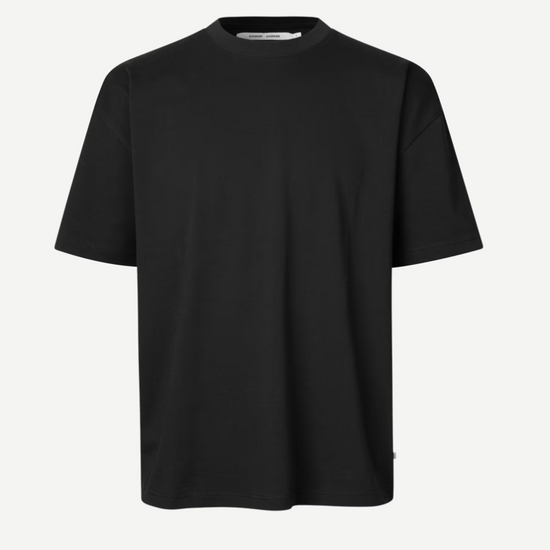 mens black tshirt with short sleeves 