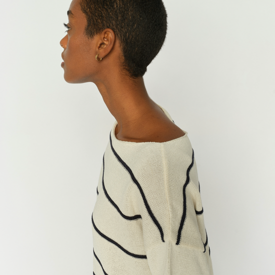 Ecru cotton knit with black stripe