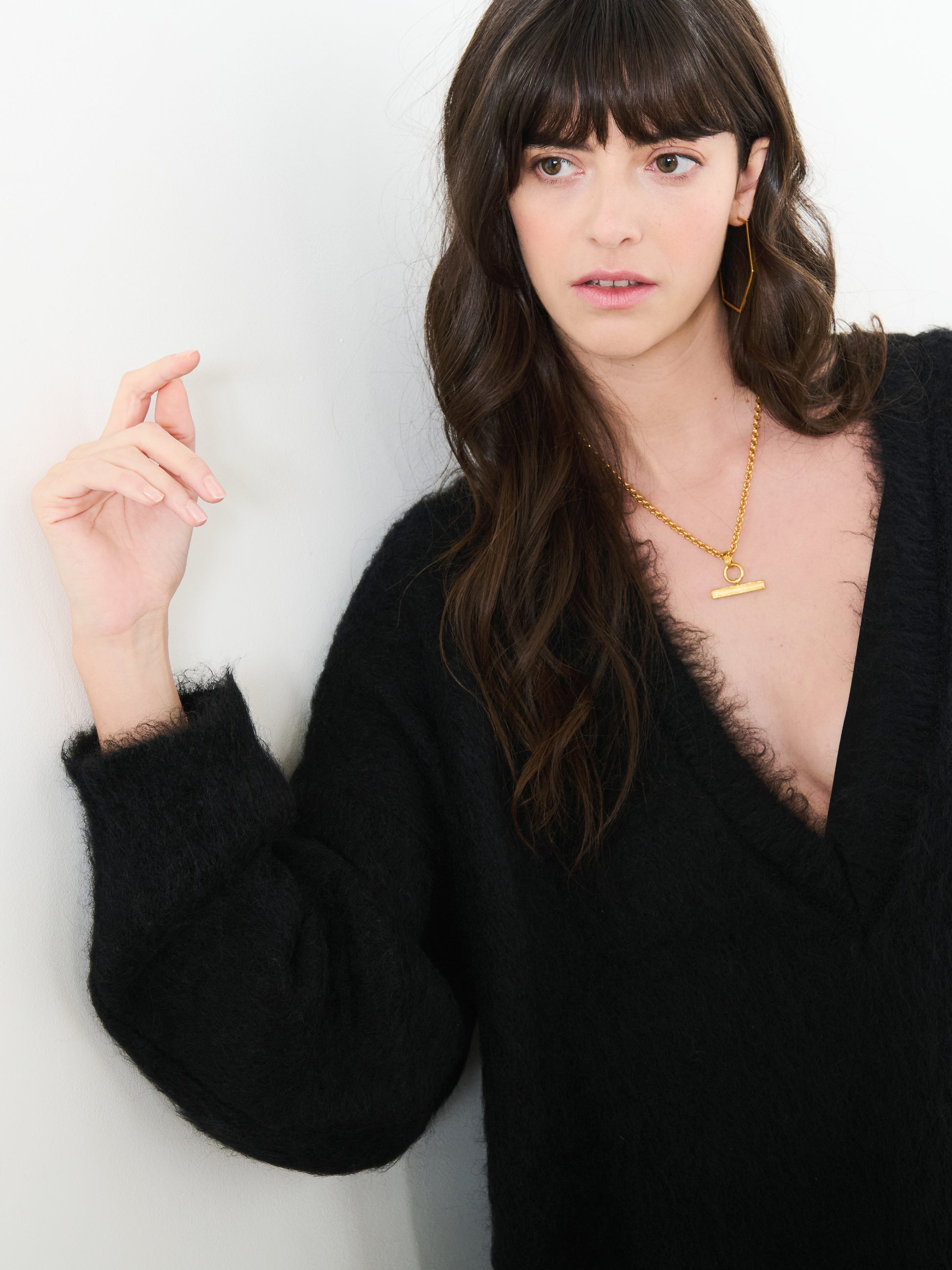Gold t-bar necklace from rachel jackson model shot