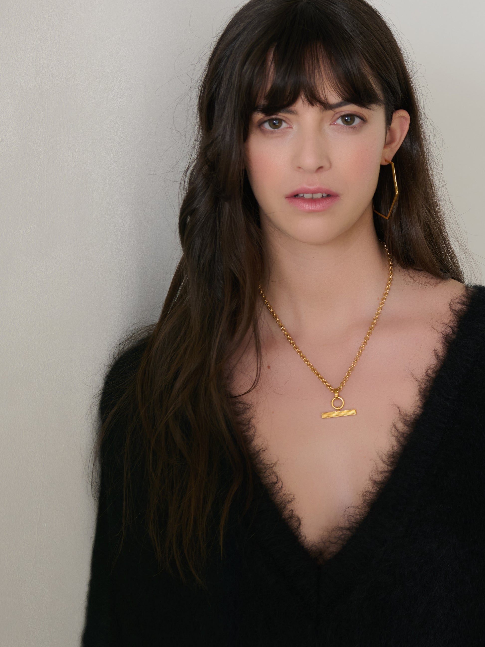 Gold t-bar necklace from rachel jackson model shot