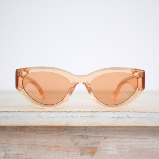 Cat-eye sunglasses