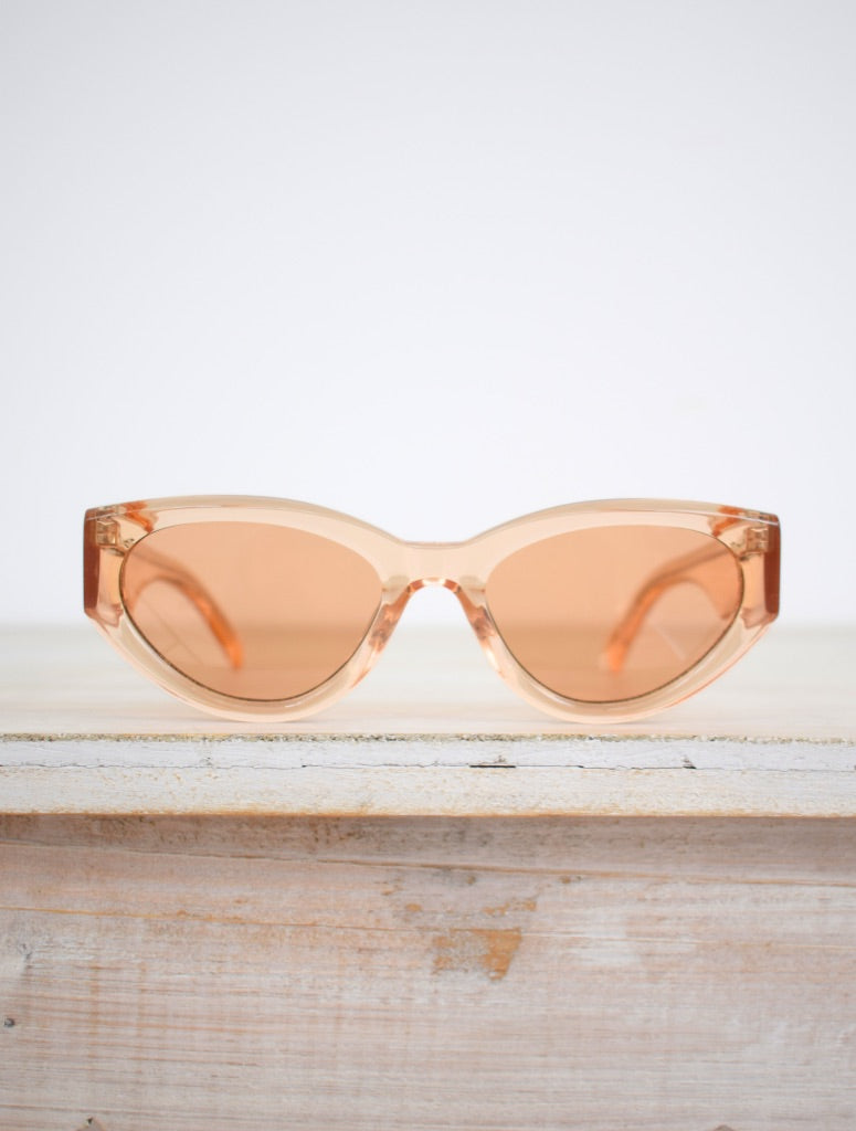 Cat-eye sunglasses