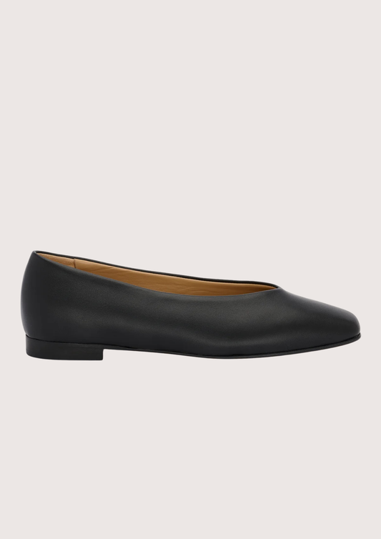 Black leather ballet flats with squared toe and v shaped toe shape from donna lei 