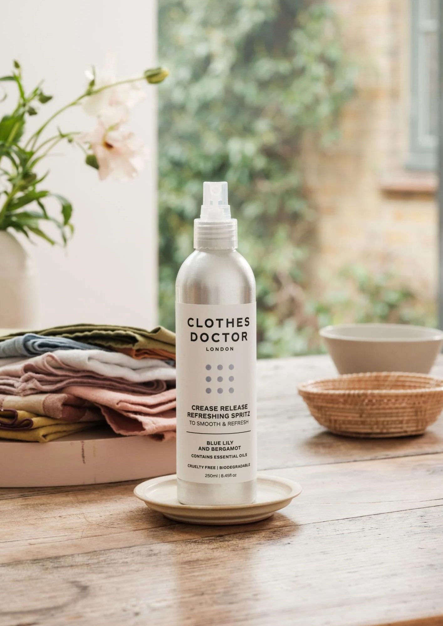 Crease Release Refreshing Spritz – Sass & Edge