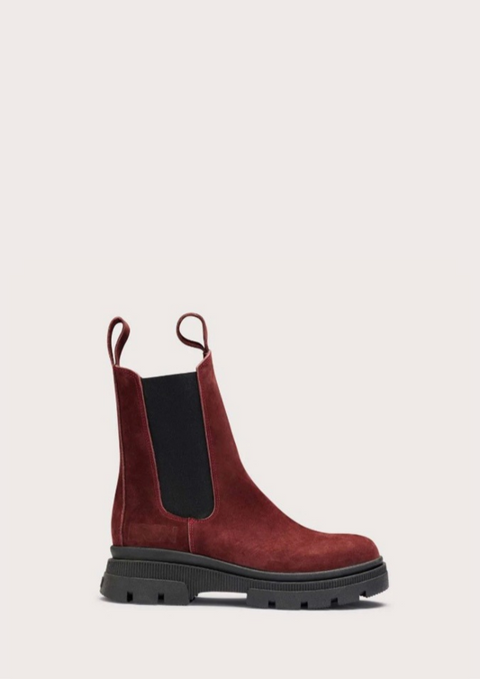 Waterproof Chelsea Boot Wine Red