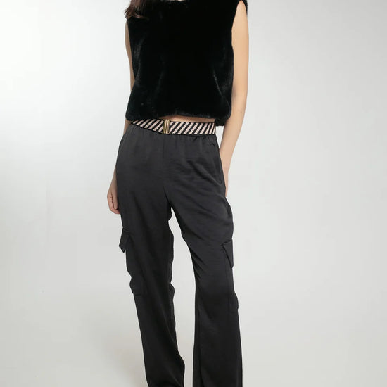 faux fur black gilet with round neck model shot