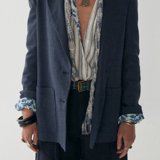 Navy herringbone single breasted blazer size up