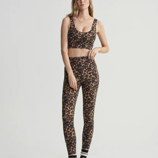 high waisted sports leggings with wide waist band model shot