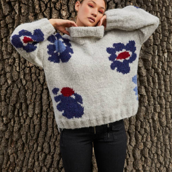 Hand knitted jumper from Baby Alpaca in grey with blue flowers