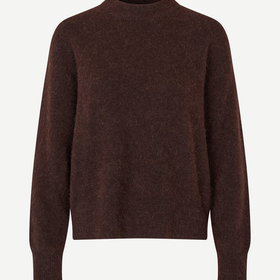 Dark brown o neck wool jumper with long sleeves and rib detailing