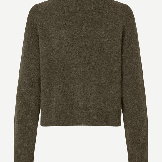 dark green slightly cropped wool jumper with o neck and long sleeves  rear view 