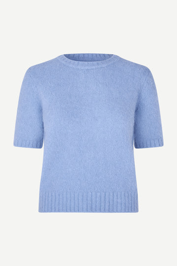 round neck short sleeve light blue jumper with rib detailing and cropped fit