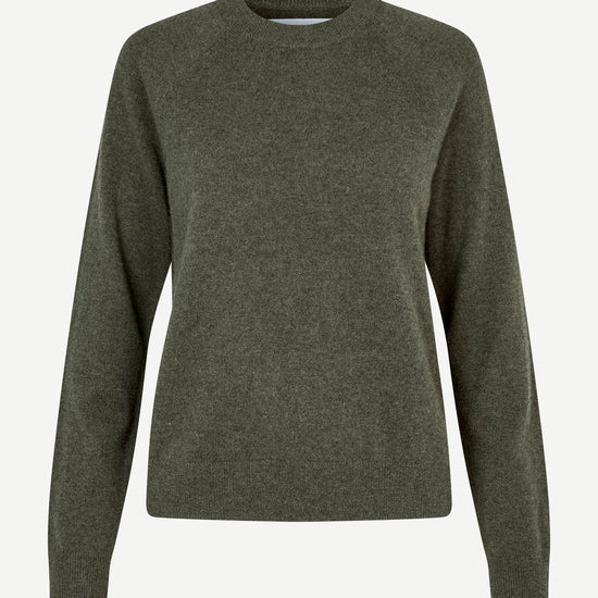 Dark green wool o neck jumper and rib detailing