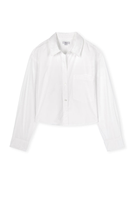 Classic white shirt with button down and regular fit 