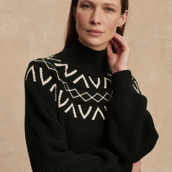 light blue baseball cal with adjustable tab at rear 