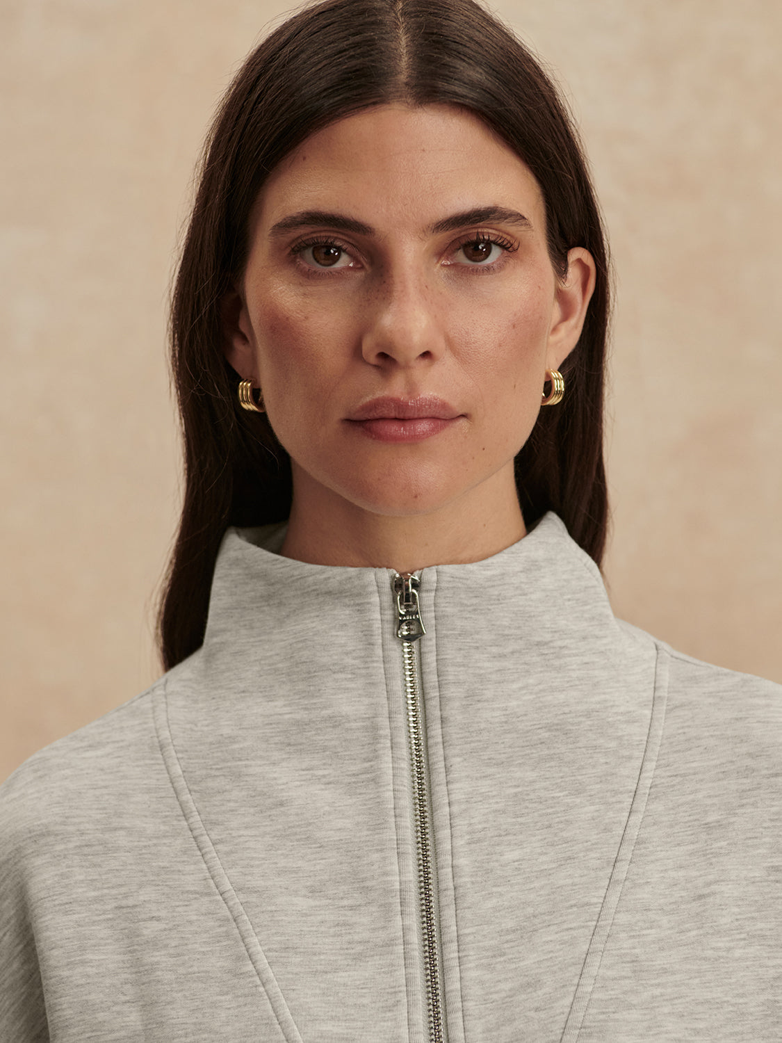 light grey marl half zip sweatshirt from varley close up
