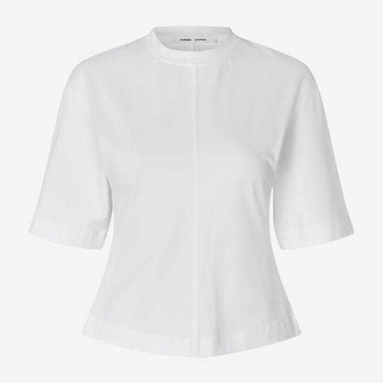 round neck short sleeve t shirt with centre seam and elbow length sleeve from Samsoe Samsoe